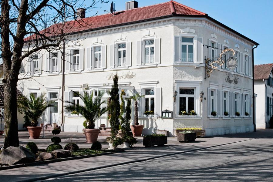 Gasthaus Buerger-Stube Засбах ам Кайзерщул Екстериор снимка